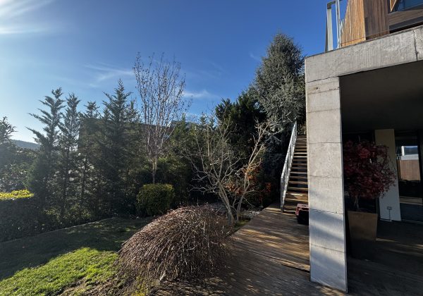Çubuklu Vadi Farkı ! Önü Açık Boş B Tipi Satılık Villa Acarkent küçük görsel