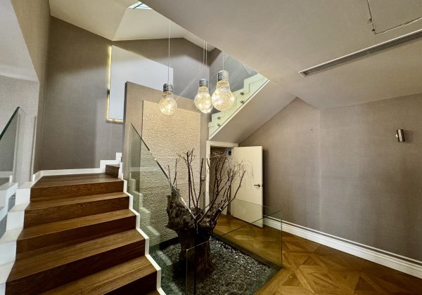 Çubuklu Vadi Farkı ! Önü Açık Boş B Tipi Satılık Villa Acarkent küçük görsel