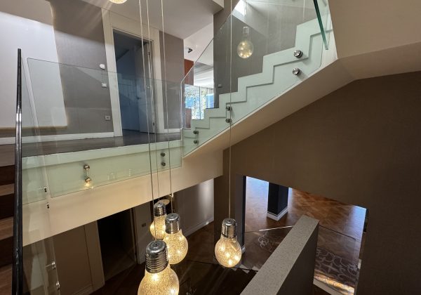 Çubuklu Vadi Farkı ! Önü Açık Boş B Tipi Satılık Villa Acarkent küçük görsel