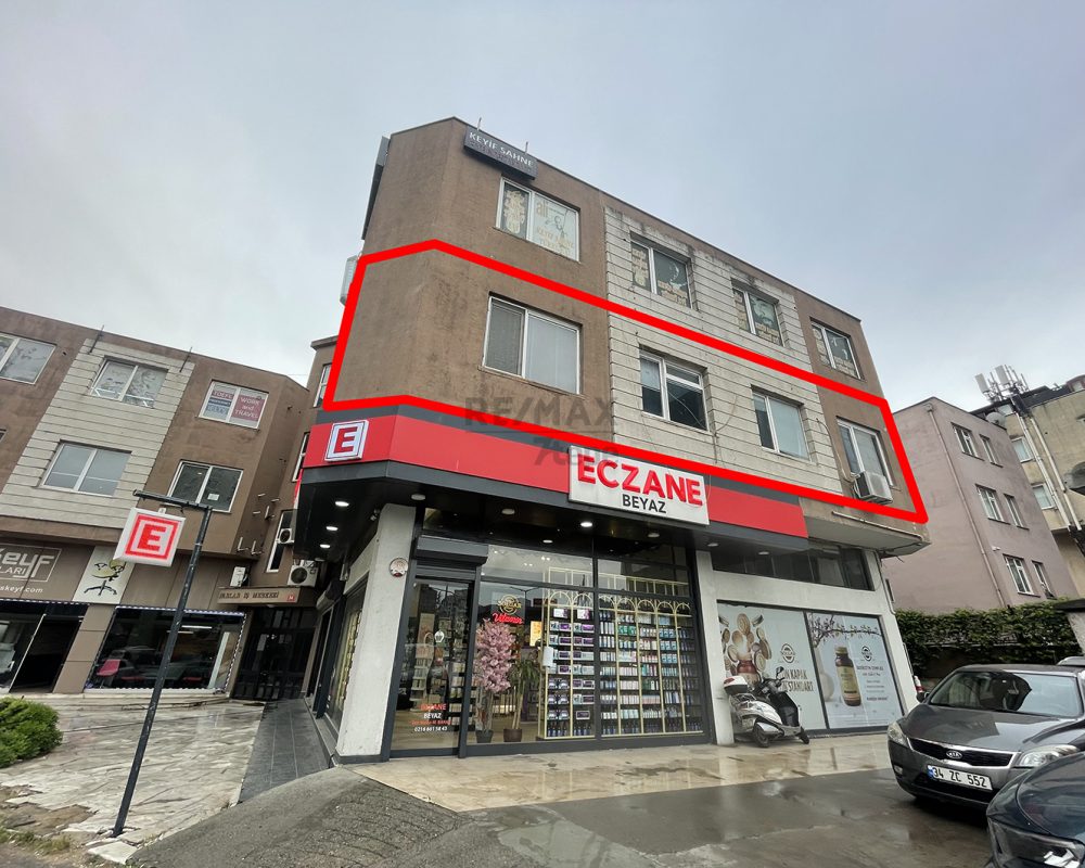 ATAŞEHİR ANA CADDE ÜZERİNDE TABELA DEĞERİ YÜKSEK KİRALIK OFİS