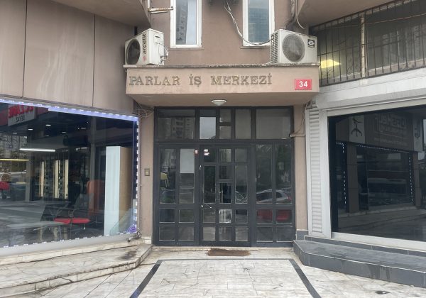 ATAŞEHİR ANA CADDE ÜZERİNDE TABELA DEĞERİ YÜKSEK KİRALIK OFİS küçük görsel