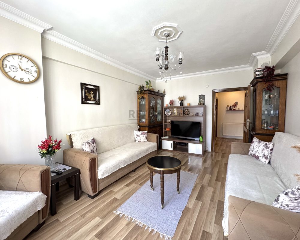 YEŞİLPINAR METRO YAKINI SATILIK 2+1 DAİRE