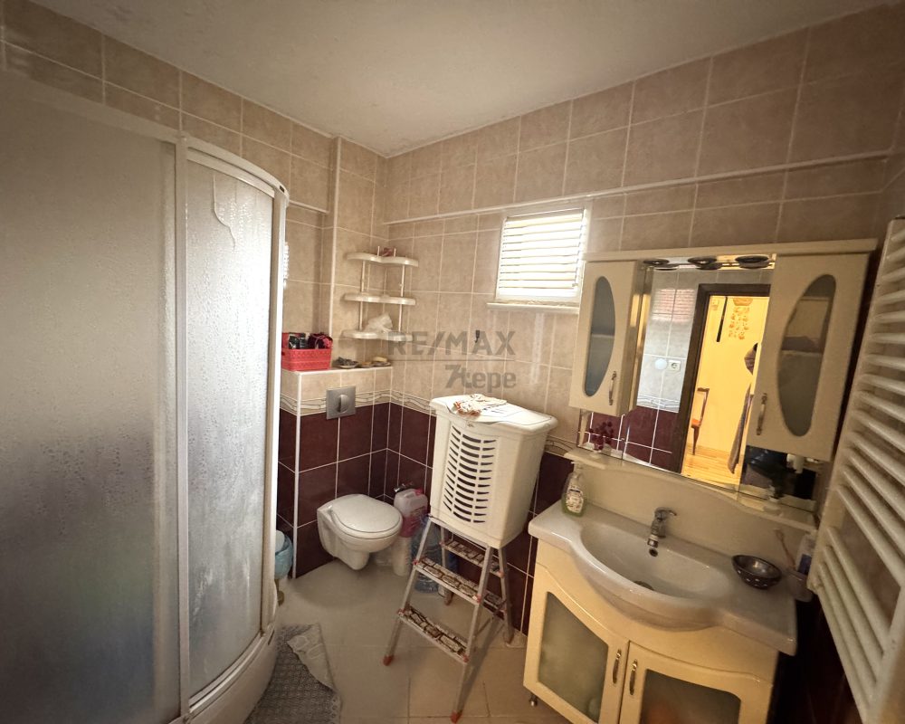 YEŞİLPINAR METRO YAKINI SATILIK 2+1 DAİRE