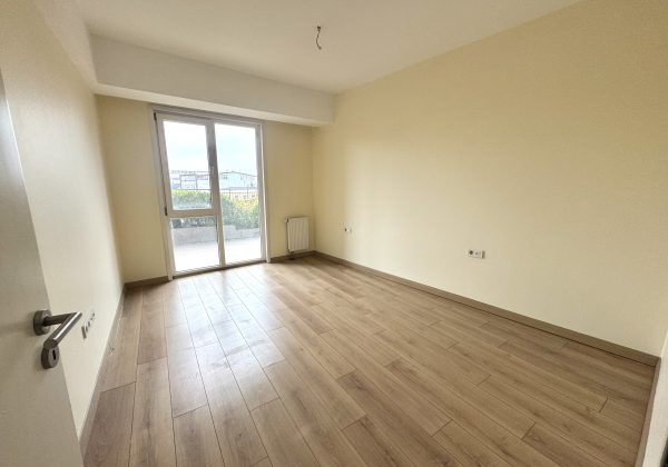 BAYRAMPAŞA PASHADOR REZİDANS SATILIK 1+1 DAİRE küçük görsel