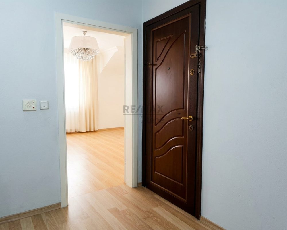 FIRSAT DAİRE!! KULAKSIZ'DA ÇİFT CEPHEDEN GÜNEŞ ALAN SATILIK 2+1
