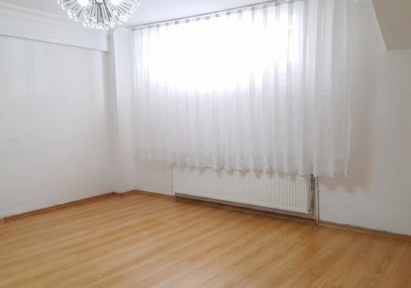 FIRSAT DAİRE!! KULAKSIZ'DA ÇİFT CEPHEDEN GÜNEŞ ALAN SATILIK 2+1 küçük görsel