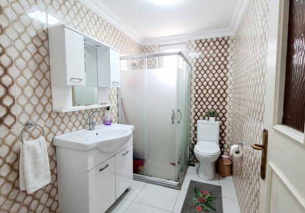 FIRSAT DAİRE!! KULAKSIZ'DA ÇİFT CEPHEDEN GÜNEŞ ALAN SATILIK 2+1 küçük görsel