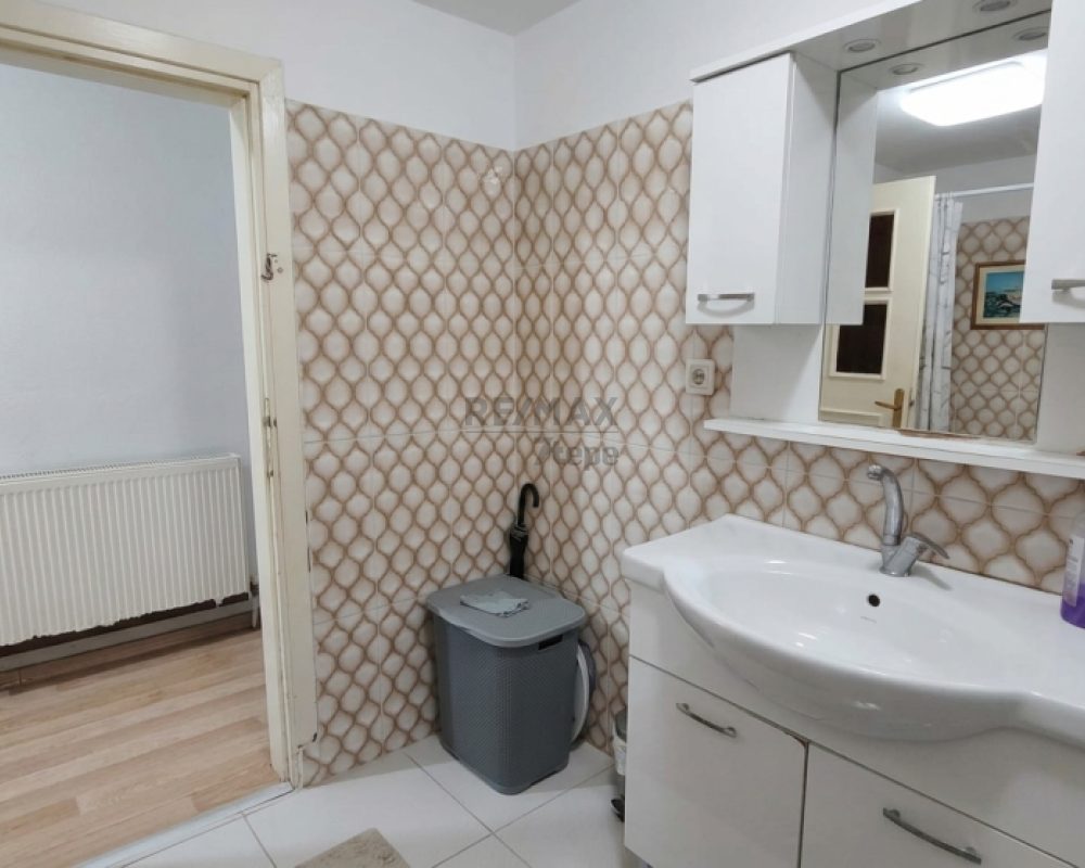 FIRSAT DAİRE!! KULAKSIZ'DA ÇİFT CEPHEDEN GÜNEŞ ALAN SATILIK 2+1