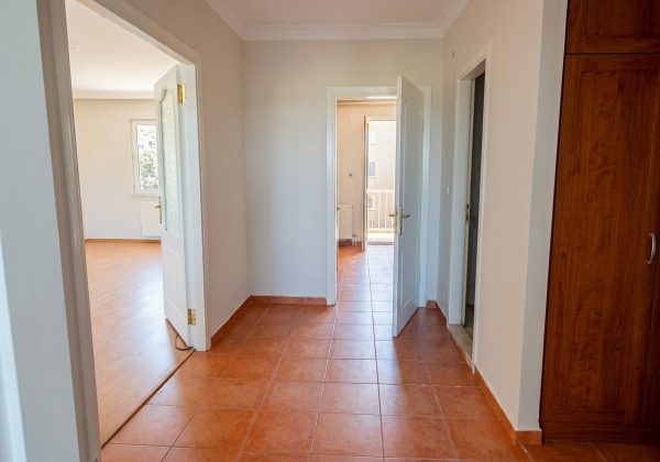 BAHÇEŞEHİR 2. KISIMDA ÇİFT CEPHE MANZARALI GENİŞ 3+1 SATILIK küçük görsel