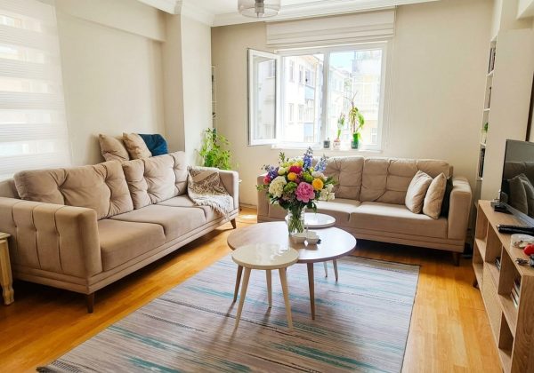 MECİDİYEKÖY MEYDANINA ÇOK YAKIN, GENÇ BİNADA 3+1 SATILIK DAİRE. küçük görsel