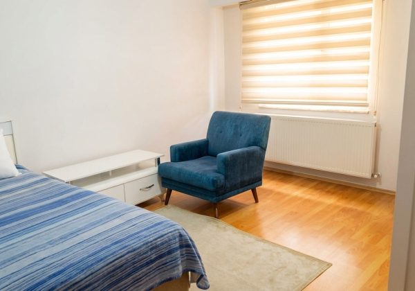 MECİDİYEKÖY MEYDANINA ÇOK YAKIN, GENÇ BİNADA 3+1 SATILIK DAİRE. küçük görsel