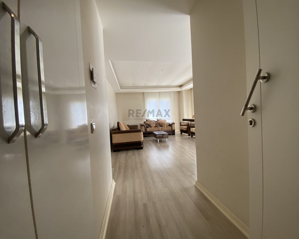 ÇEKMEKÖY DOME RESIDENCE'DA EŞYALI 1+1 KİRALIK
