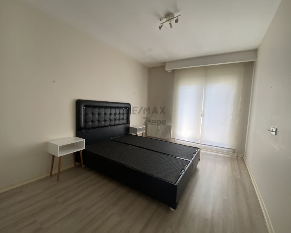 ÇEKMEKÖY DOME RESIDENCE'DA EŞYALI 1+1 KİRALIK