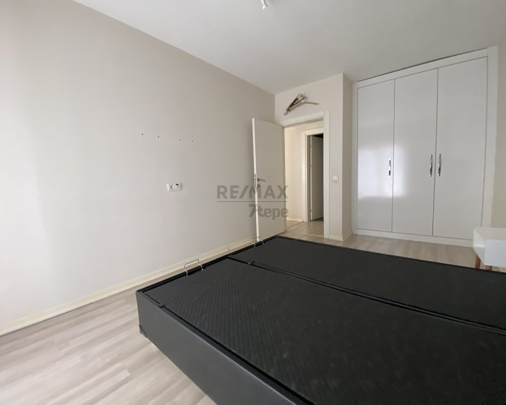 ÇEKMEKÖY DOME RESIDENCE'DA EŞYALI 1+1 KİRALIK