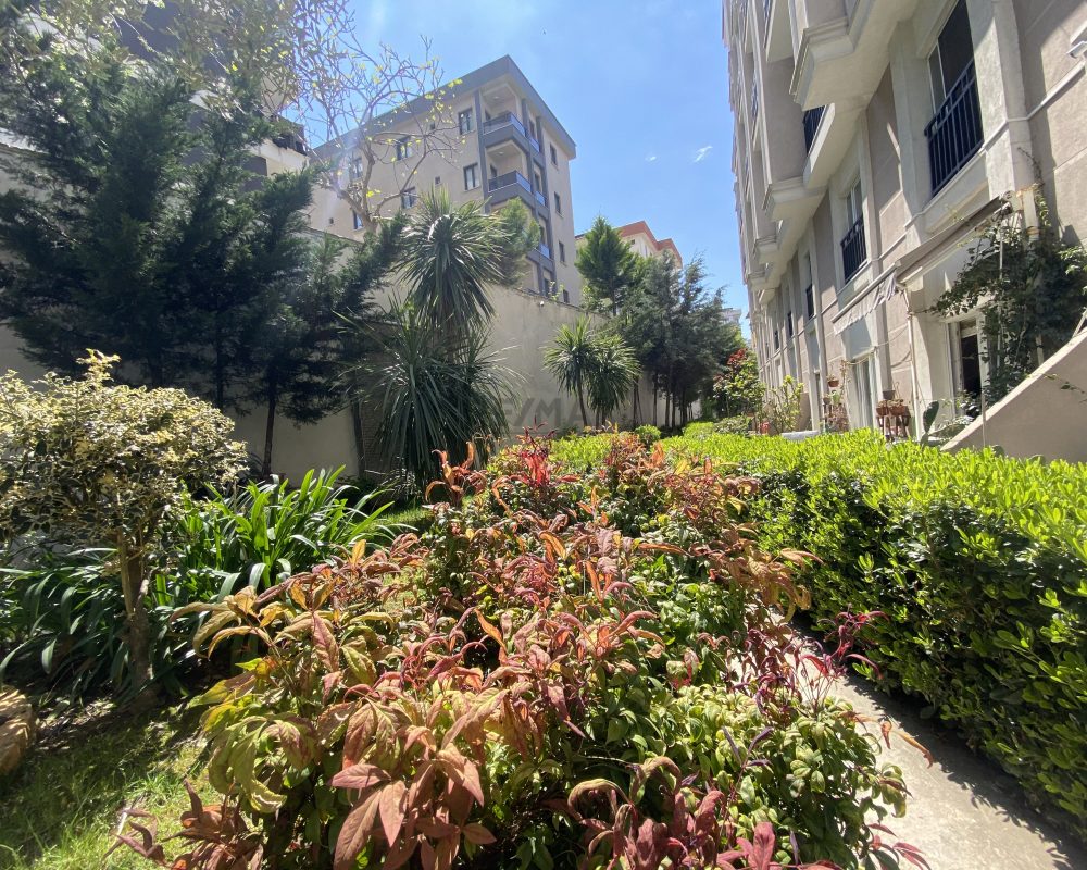 ÇEKMEKÖY DOME RESIDENCE'DA EŞYALI 1+1 KİRALIK