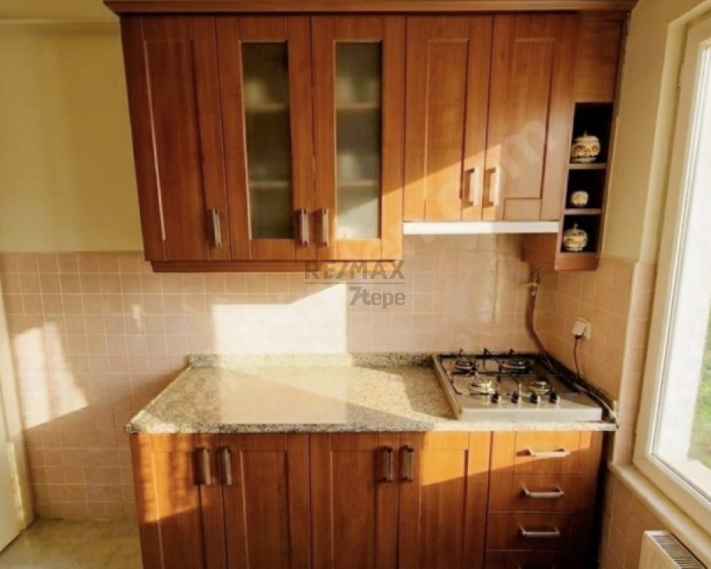 PENDİK KÖŞE KONUMDA 2+1 DAİRE