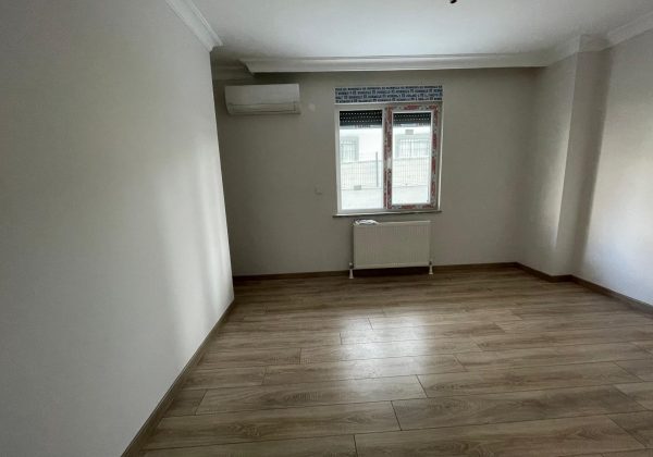 BAHÇELİEVLER MAH.'SİNDE SATILIK 2+1 OTOPARKLI LÜKS DAİRE küçük görsel