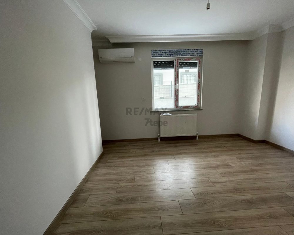 BAHÇELİEVLER MAH.'SİNDE SATILIK 2+1 OTOPARKLI LÜKS DAİRE