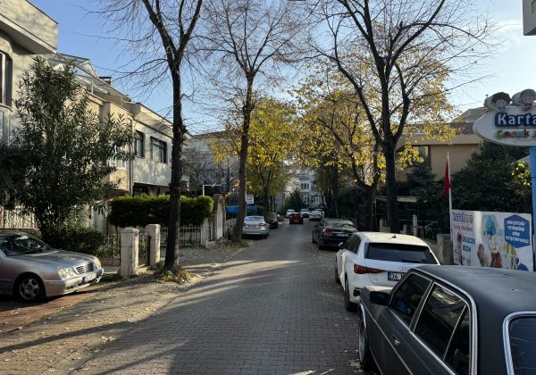 BAKIRKÖY KARTALTEPE’DE MÜSTAKİL YAŞAM FIRSATI küçük görsel