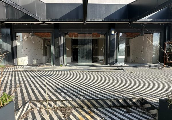 REMAX 7 TEPE'DEN ÖZEL KONUMDA TİCARİ  ALAN küçük görsel