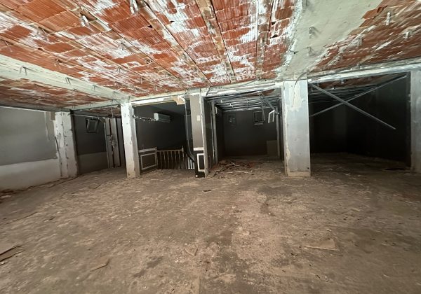 REMAX 7 TEPE'DEN ÖZEL KONUMDA TİCARİ  ALAN küçük görsel