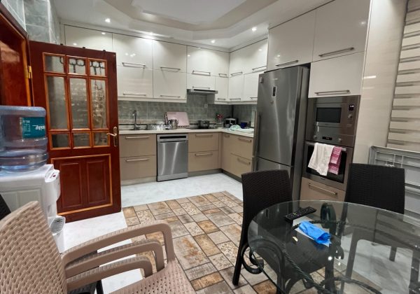 Remax7tepe den satılık 4 katlı villa 1.668 metre arsa küçük görsel