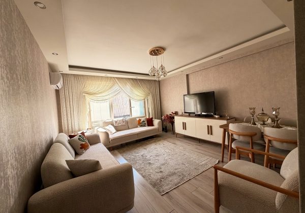 ÜSKÜDAR SELİMİYEDE HAREME YAKIN KONUMDA SATILIK 2+1 DAİRE küçük görsel