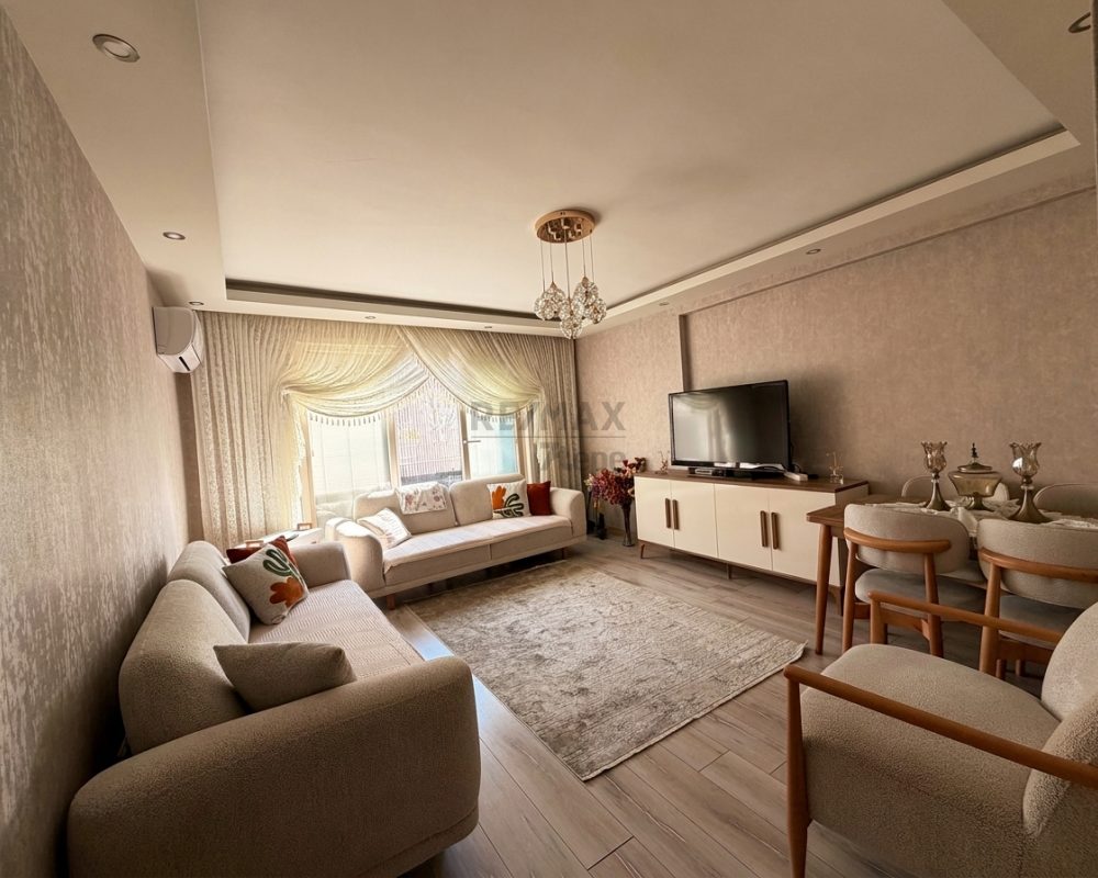 ÜSKÜDAR SELİMİYEDE HAREME YAKIN KONUMDA SATILIK 2+1 DAİRE