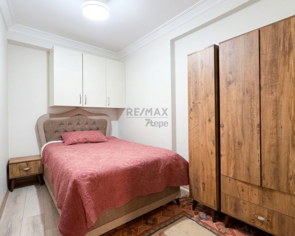 ÜSKÜDAR SELİMİYEDE HAREME YAKIN KONUMDA SATILIK 2+1 DAİRE