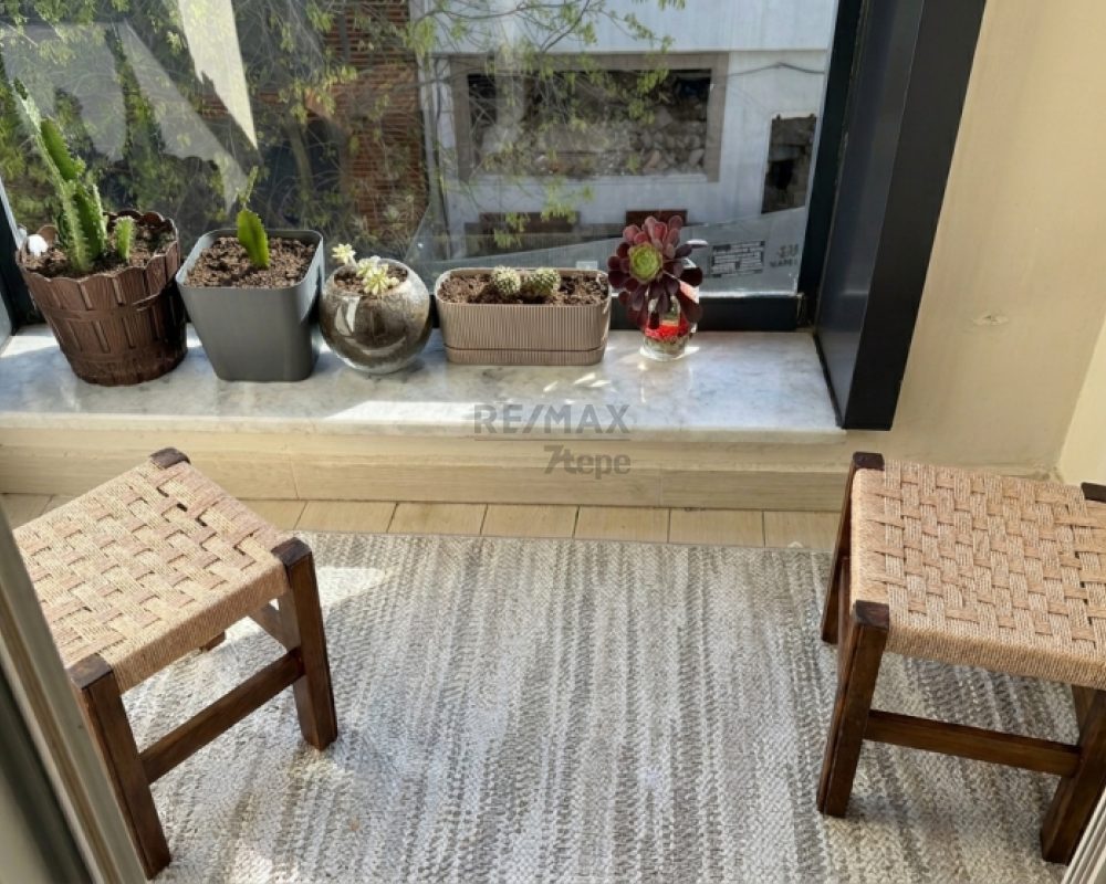 ÜSKÜDAR SELİMİYEDE HAREME YAKIN KONUMDA SATILIK 2+1 DAİRE