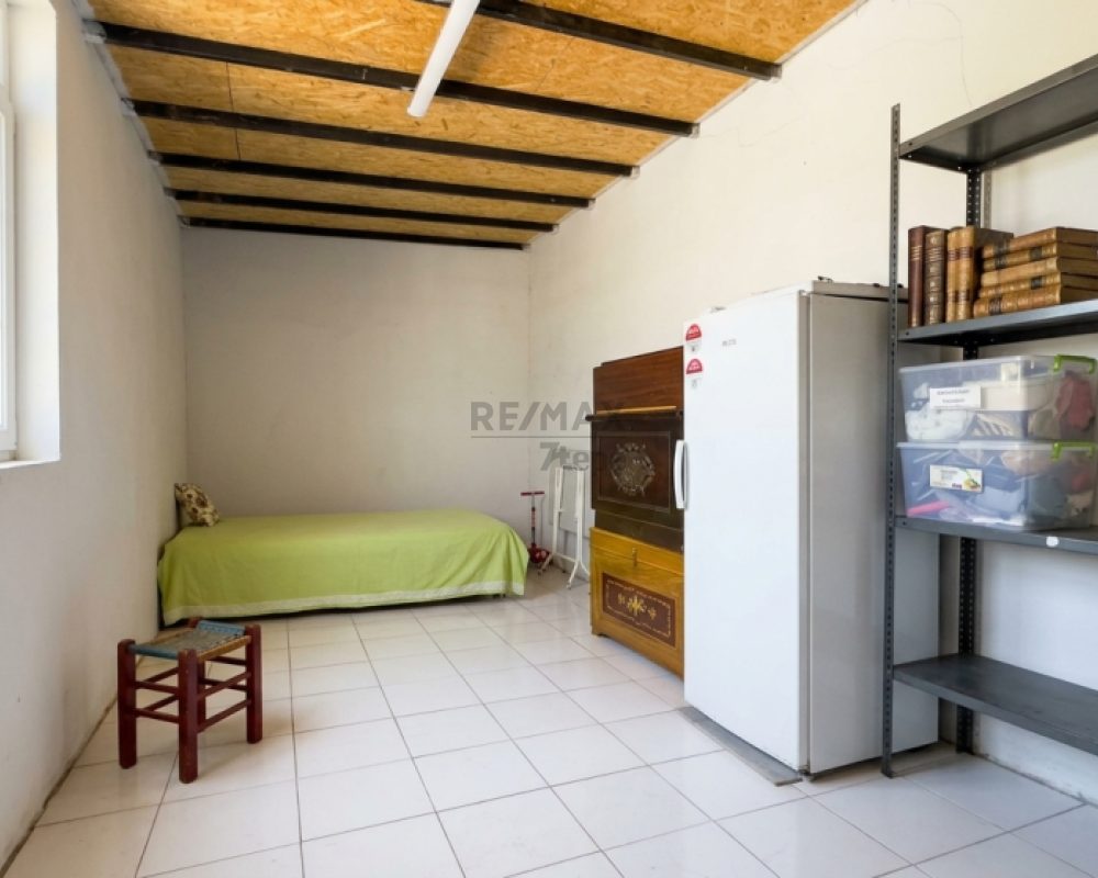 ÜSKÜDAR SELİMİYEDE HAREME YAKIN KONUMDA SATILIK 2+1 DAİRE