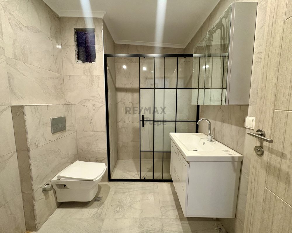 ÇEKMEKÖY ALEMDAĞ SATILIK SIFIR DUBLEX AYRI GİRİŞLİ 2+1 , 1+1 DAİRE