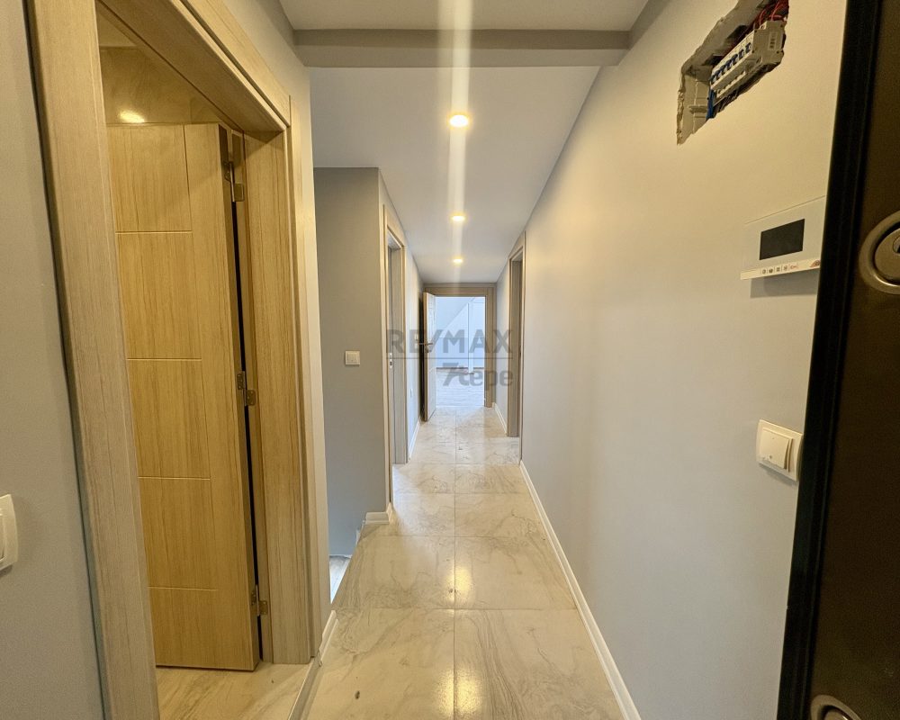 ÇEKMEKÖY ALEMDAĞ SATILIK SIFIR DUBLEX AYRI GİRİŞLİ 2+1 , 1+1 DAİRE