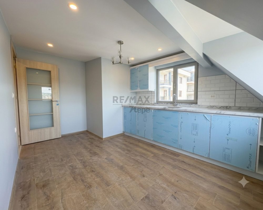 ÇEKMEKÖY ALEMDAĞ SATILIK SIFIR DUBLEX AYRI GİRİŞLİ 2+1 , 1+1 DAİRE