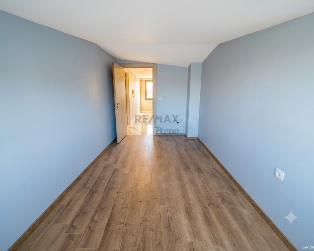 ÇEKMEKÖY ALEMDAĞ SATILIK SIFIR DUBLEX AYRI GİRİŞLİ 2+1 , 1+1 DAİRE