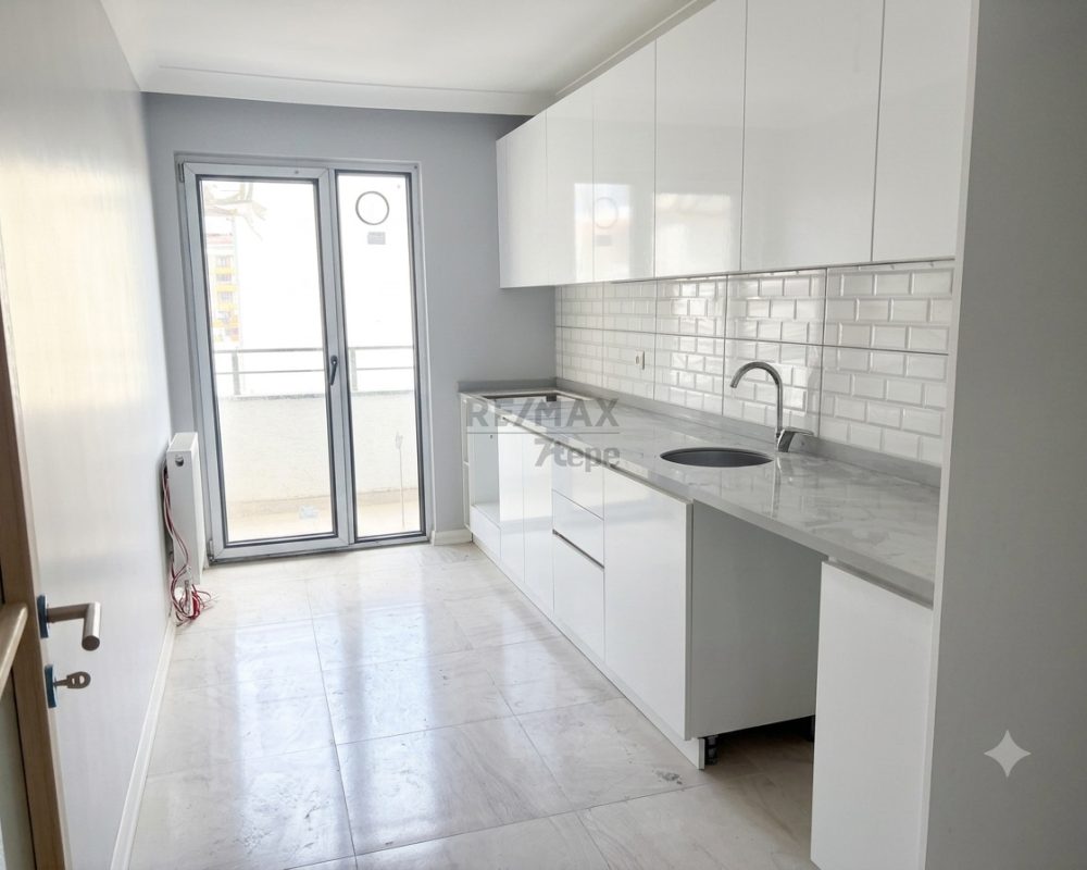 ÇEKMEKÖY ALEMDAĞ SATILIK SIFIR DUBLEX AYRI GİRİŞLİ 2+1 , 1+1 DAİRE
