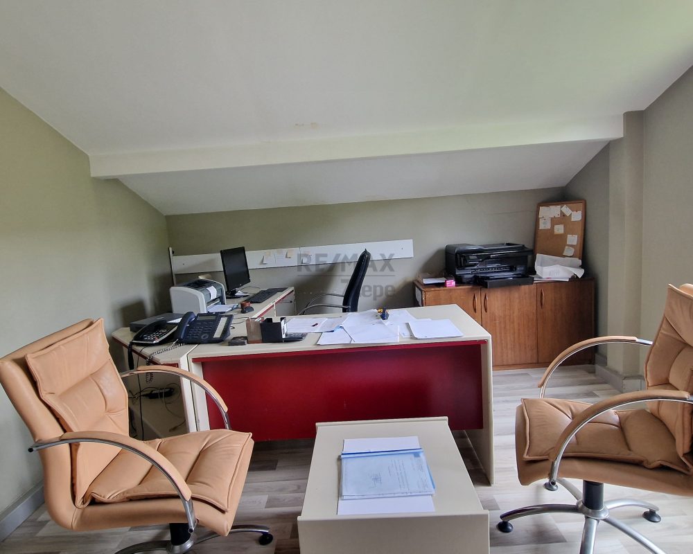 REMAX7TEPE DEN 4 KATLI 2000M2 BAHÇELİ KİRALIK İŞYERİ