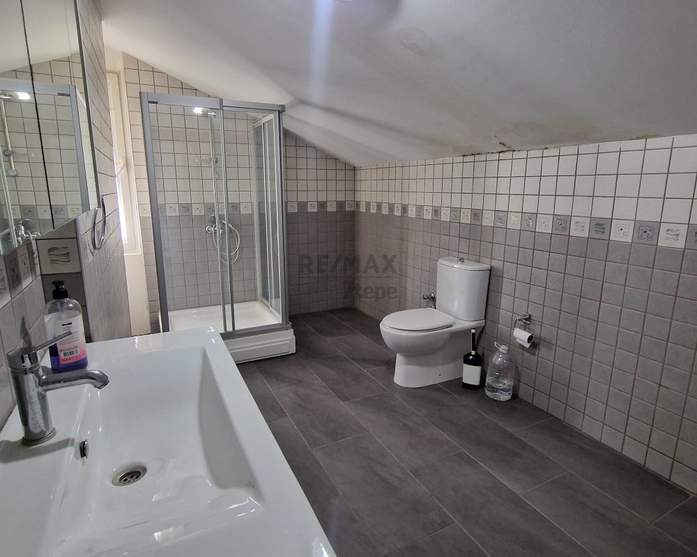 REMAX7TEPE DEN 4 KATLI 2000M2 BAHÇELİ KİRALIK İŞYERİ