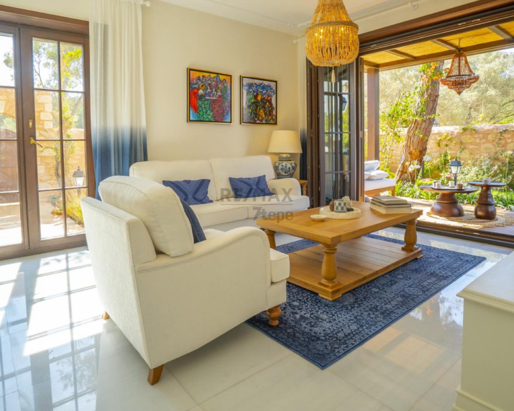 BODRUM AMANRÜYA OTEL YANI GÖNÜLBÜKÜ KONAKLARI DENİZ MANZARALI SATILIK TAŞ KONAK