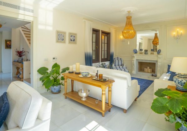 BODRUM AMANRÜYA OTEL YANI GÖNÜLBÜKÜ KONAKLARI DENİZ MANZARALI SATILIK TAŞ KONAK küçük görsel