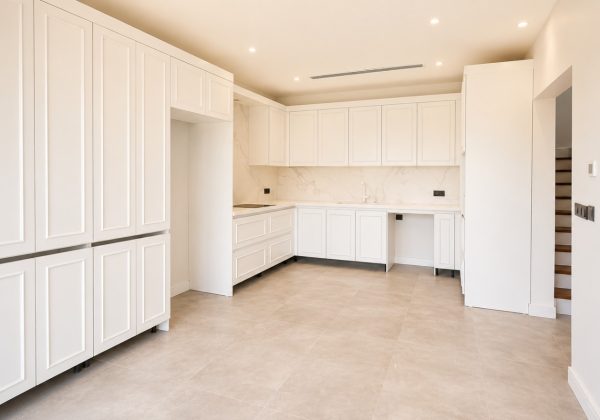 RE/MAX 7TEPE DEN RİVA da KİRALIK VİLLA küçük görsel