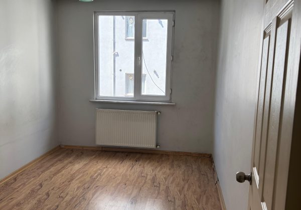 RE/MAX 7TEPE'DEN ÜMRANIYE ESENEVLERDE 2+1 FIRSAT DAİRE küçük görsel