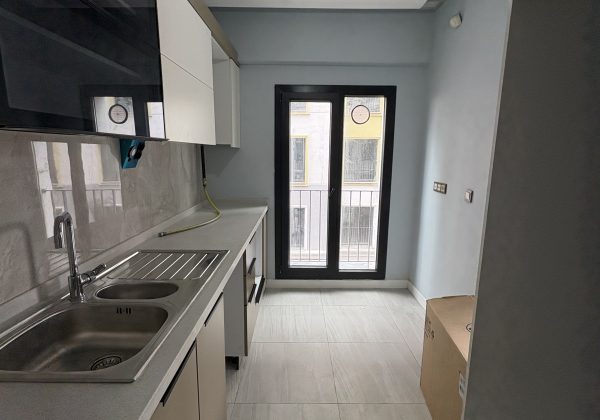 Ümraniye’nin Kalbinde Modern ve Konforlu 2+1 Daire küçük görsel