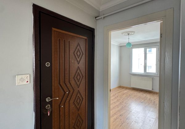 RE/MAX 7TEPE'DEN ÜMRANIYE ESENEVLERDE 2+1 FIRSAT DAİRE küçük görsel