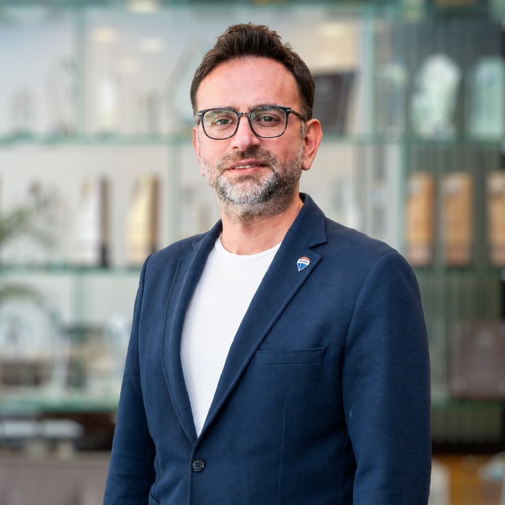Mesut Bayraktar