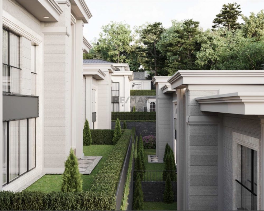 REMAX 7TEPE'DEN OTURUMA HAZIR  SİTE İÇİ LÜX VİLLA