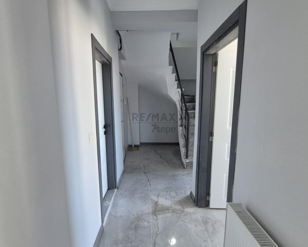ÖZGÜRLÜK MAH. 3+1 KİRALIK DUBLEKS DAİRE