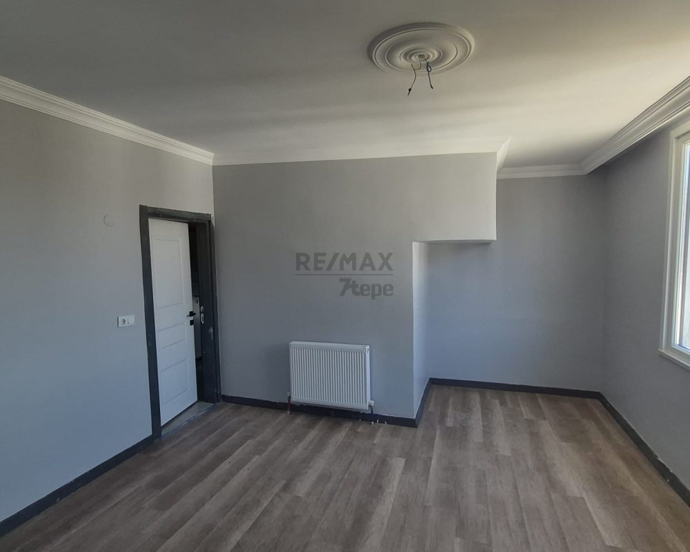 ÖZGÜRLÜK MAH. 3+1 KİRALIK DUBLEKS DAİRE