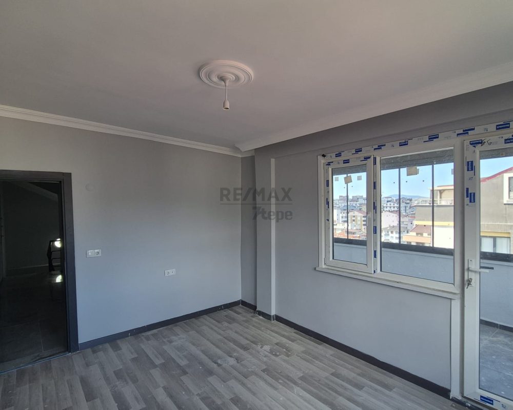 ÖZGÜRLÜK MAH. 3+1 KİRALIK DUBLEKS DAİRE