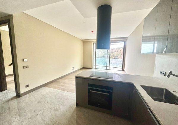 ACARVERDE’DE KİRALIK 1+1 BÜYÜK BALKONLU KESİNTİSİZ ORMAN MANZARALI ÖZEL BLOK küçük görsel